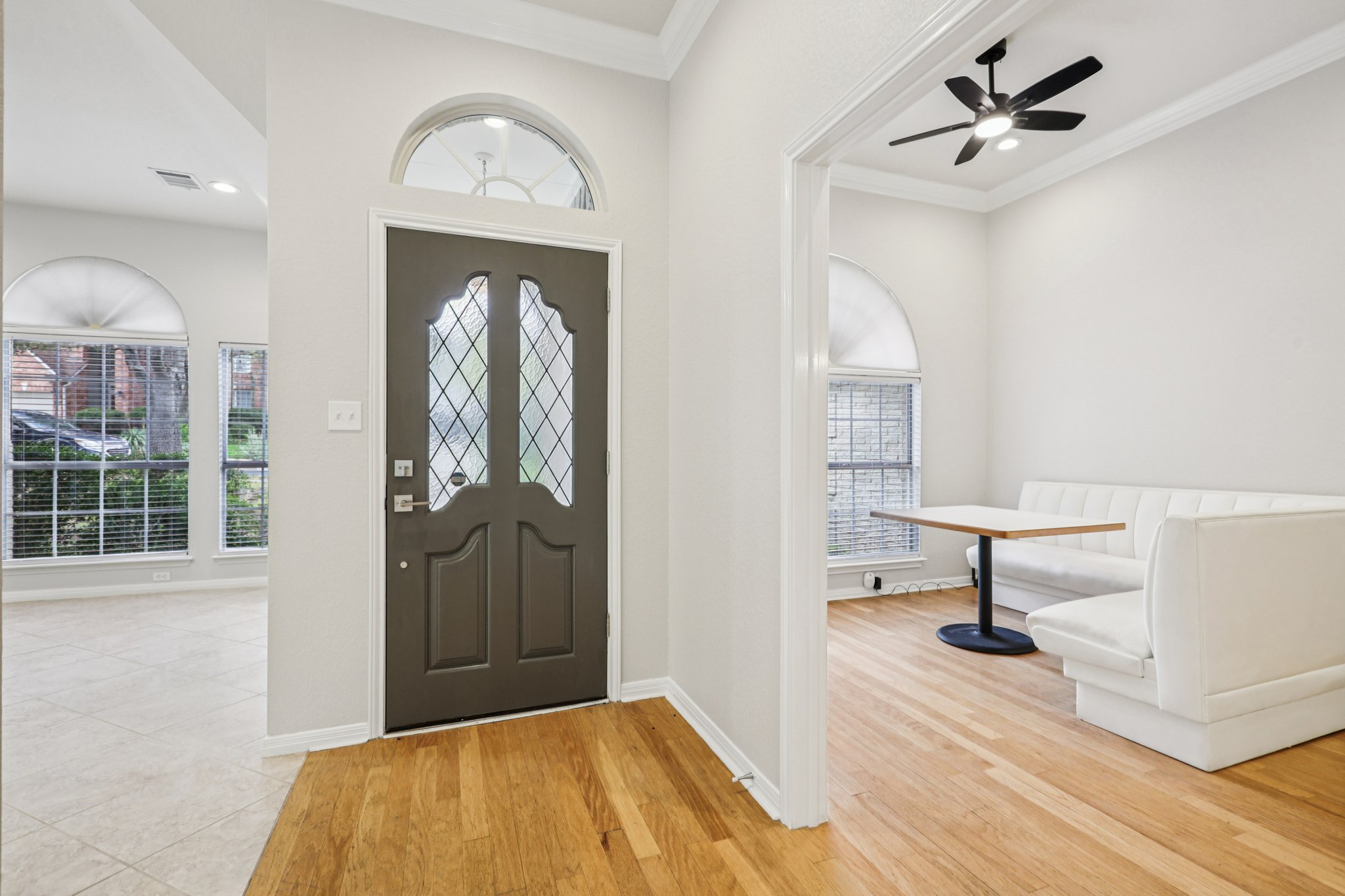 Isaac Pryor Dr-S2710-016.jpg