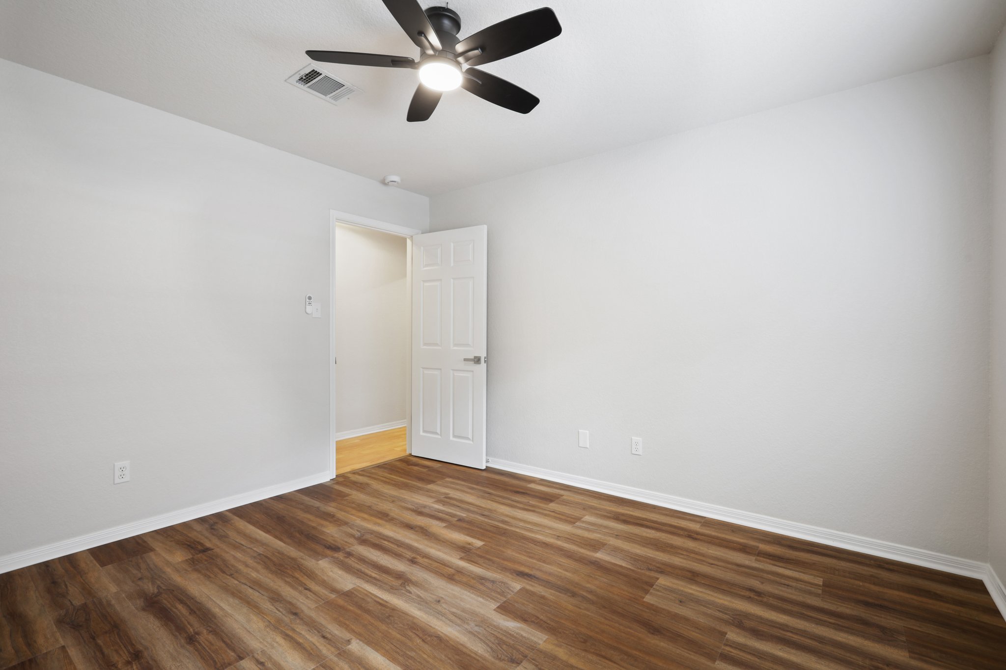 Isaac Pryor Dr-S2710-047.jpg