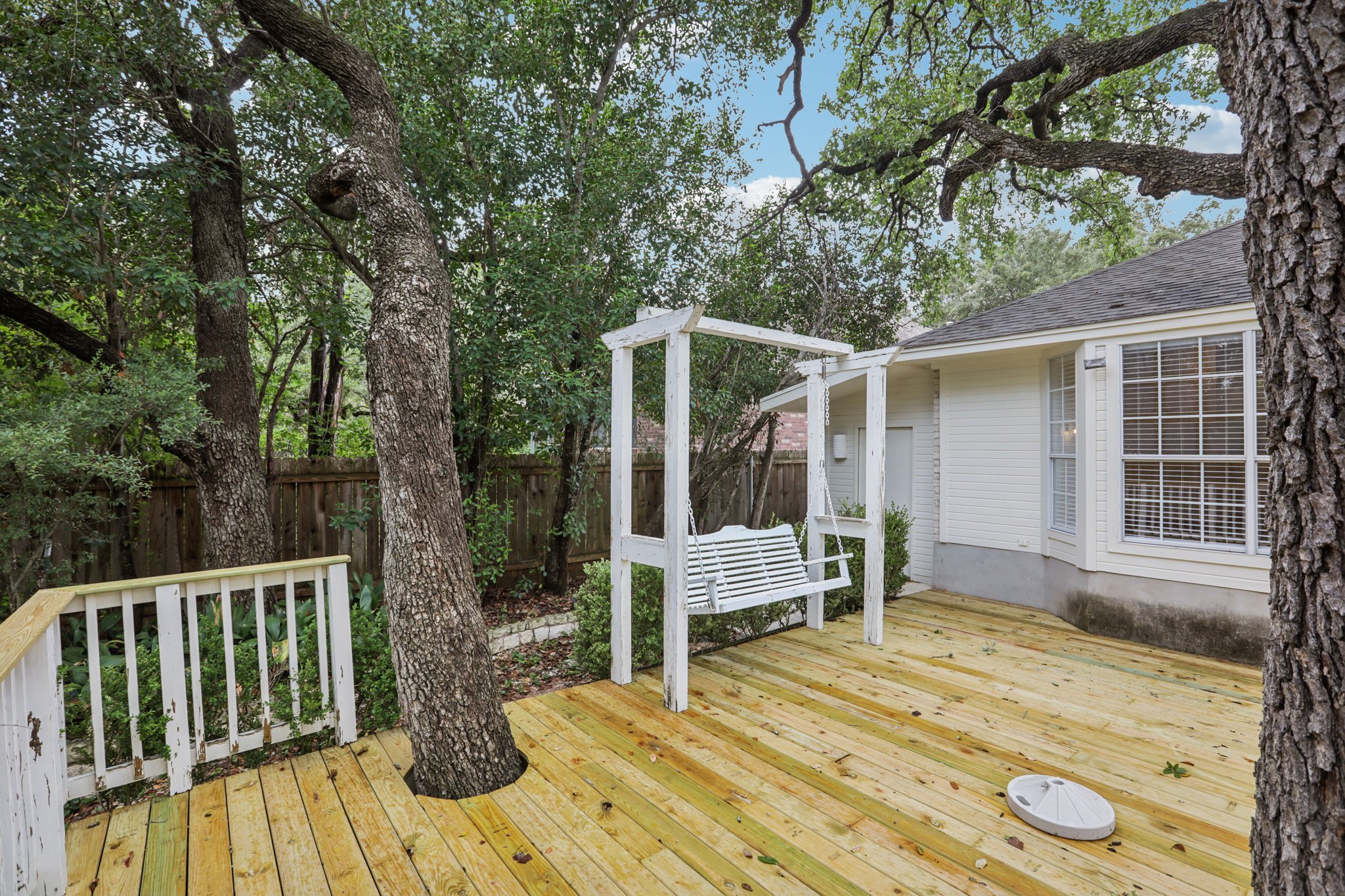 Isaac Pryor Dr-S2710-057.jpg