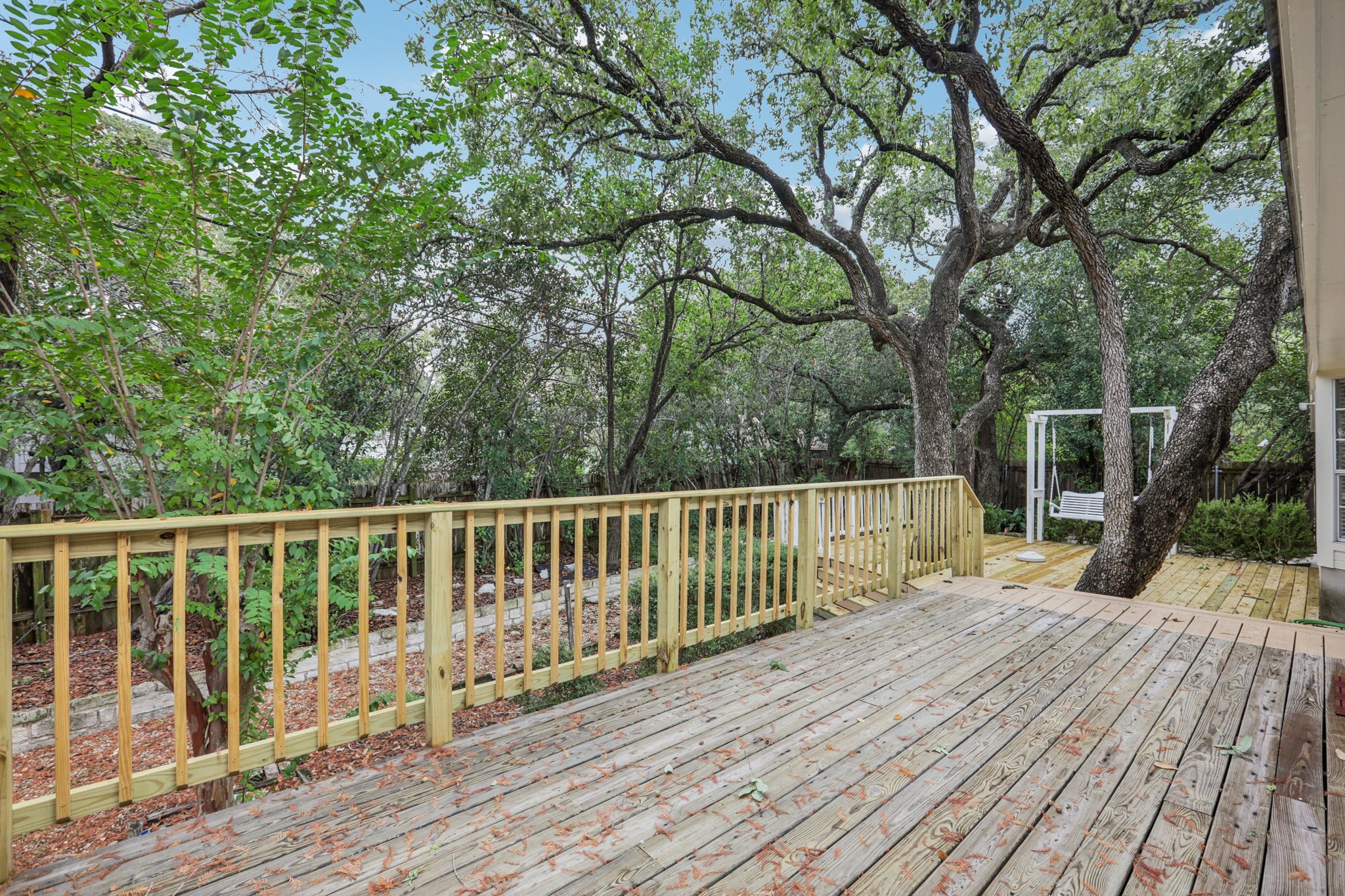 Isaac Pryor Dr-S2710-062.jpg