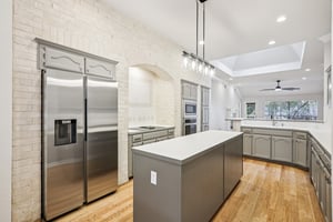 Isaac Pryor Dr-S2710-021.jpg