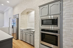 Isaac Pryor Dr-S2710-025.jpg