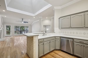 Isaac Pryor Dr-S2710-028.jpg