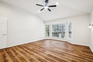 Isaac Pryor Dr-S2710-040.jpg