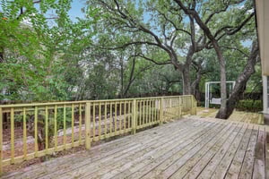 Isaac Pryor Dr-S2710-062.jpg