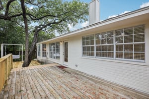 Isaac Pryor Dr-S2710-063.jpg