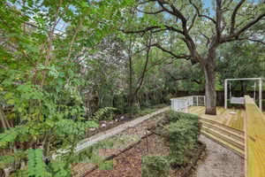 Isaac Pryor Dr-S2710-064.jpg