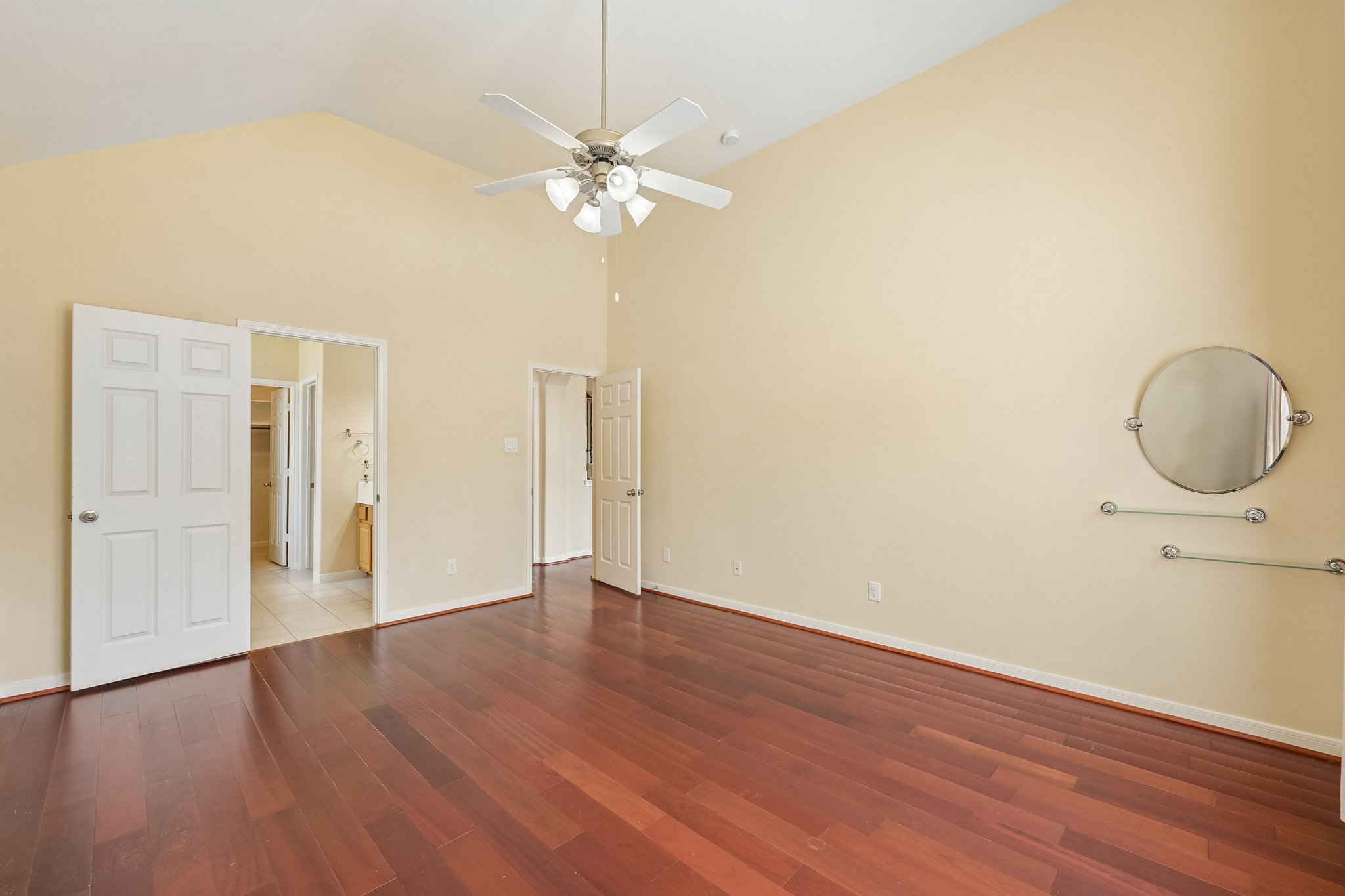 Arlington Pointe Dr-S1308-028.jpg