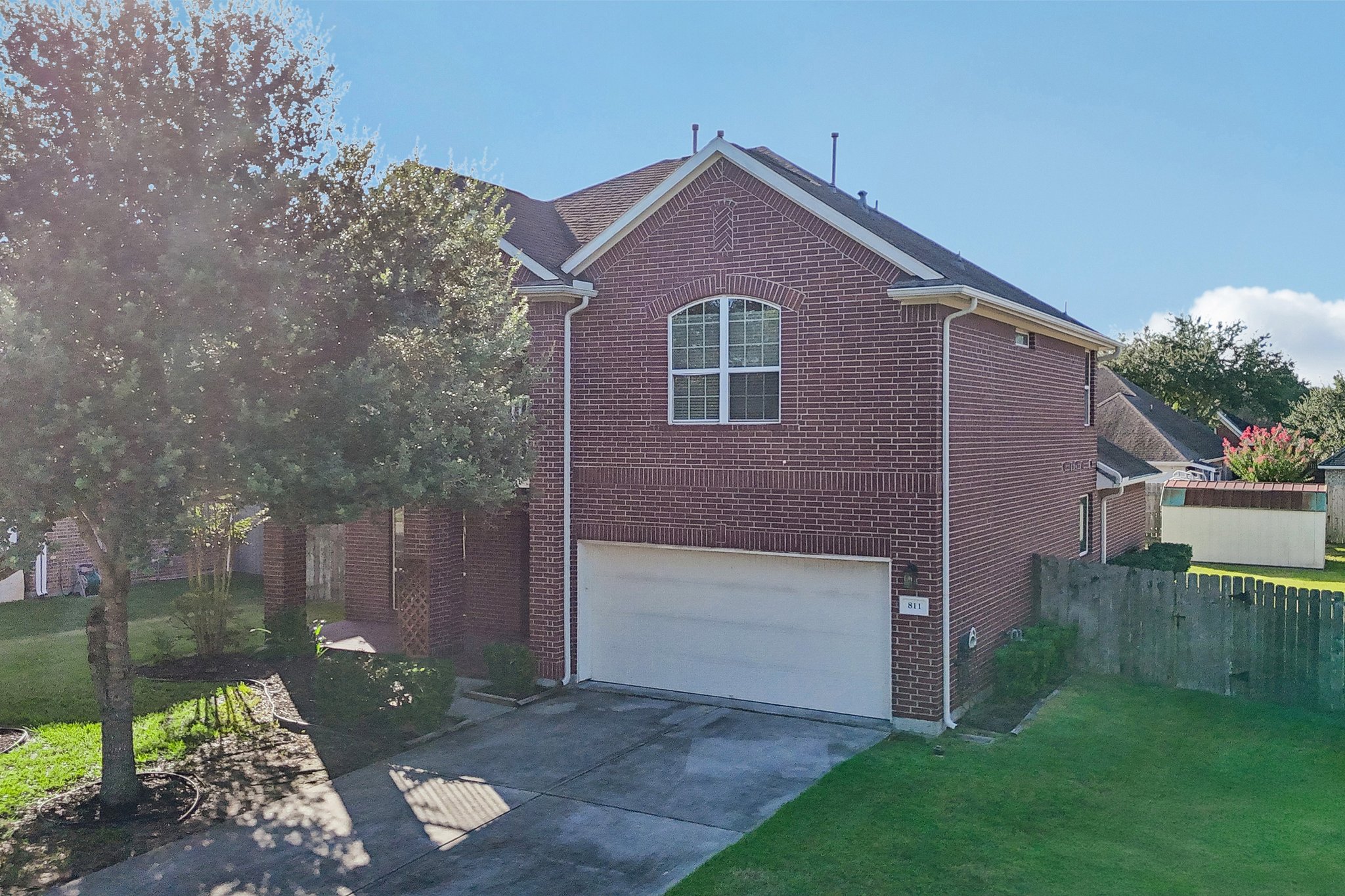 Arlington Pointe Dr-S1308-046.jpg