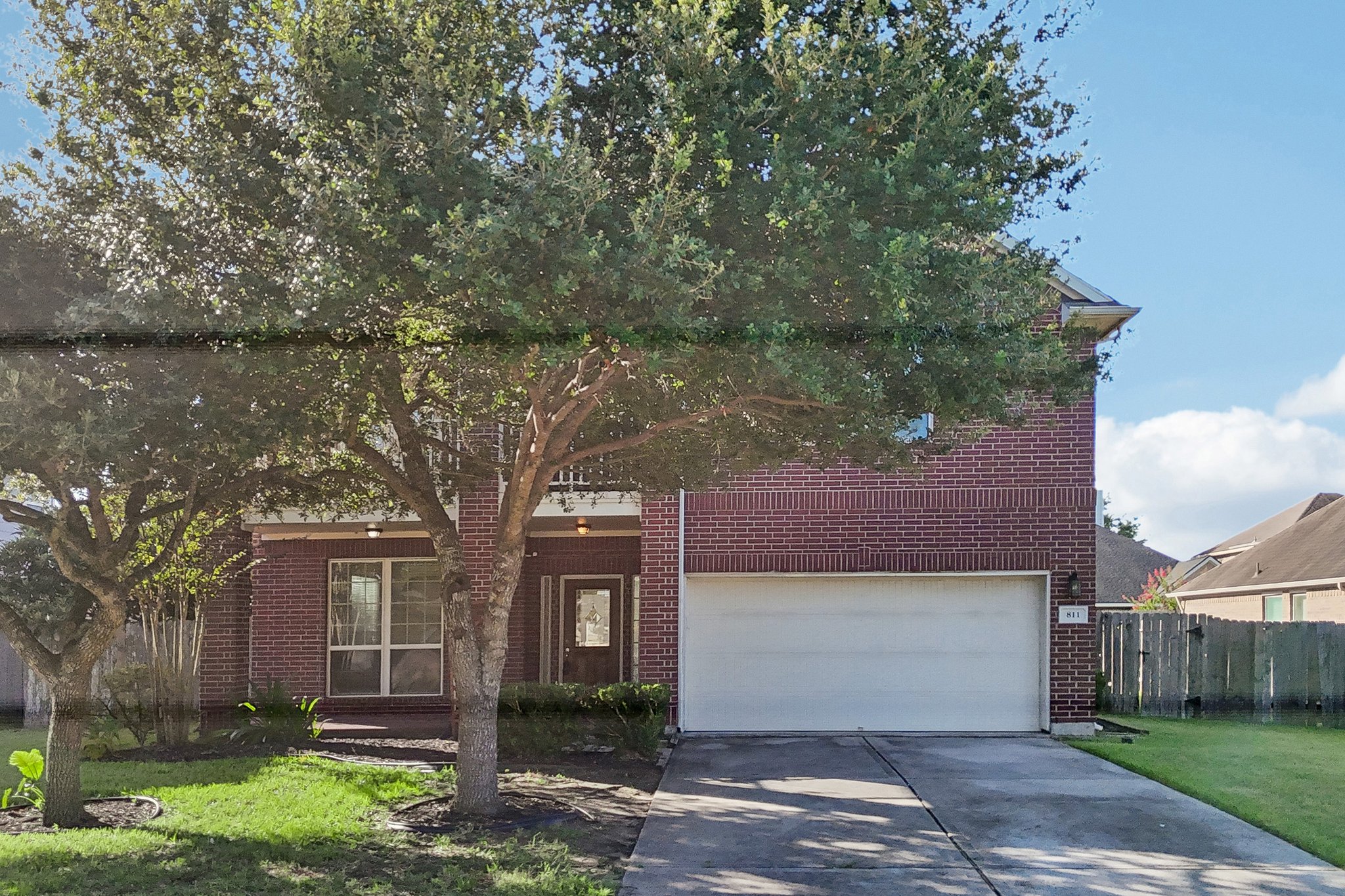 Arlington Pointe Dr-S1308-047.jpg