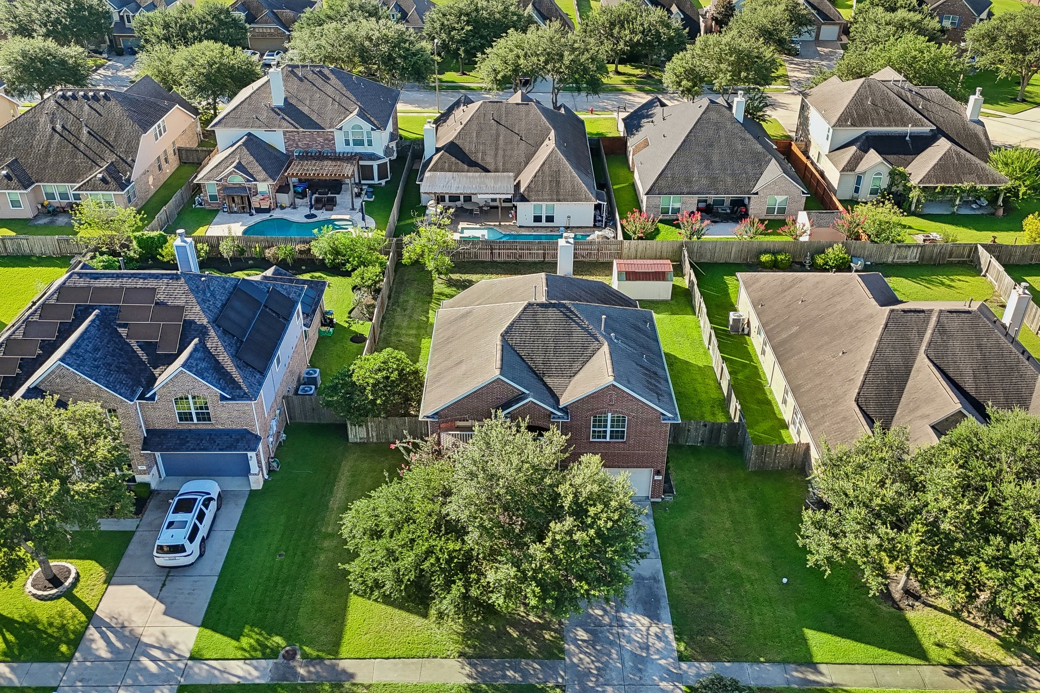 Arlington Pointe Dr-S1308-049.jpg