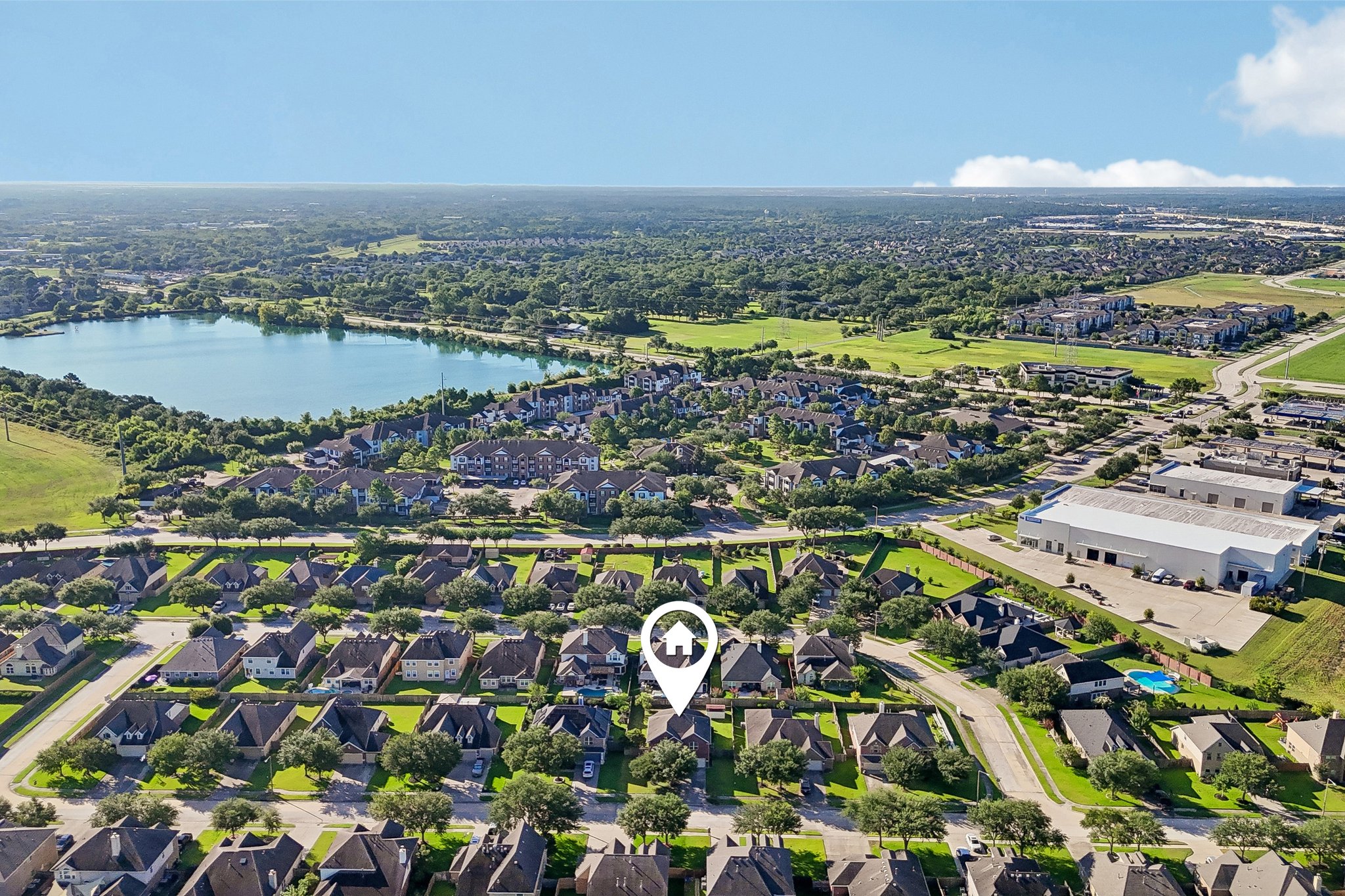 Arlington Pointe Dr-S1308-051.jpg