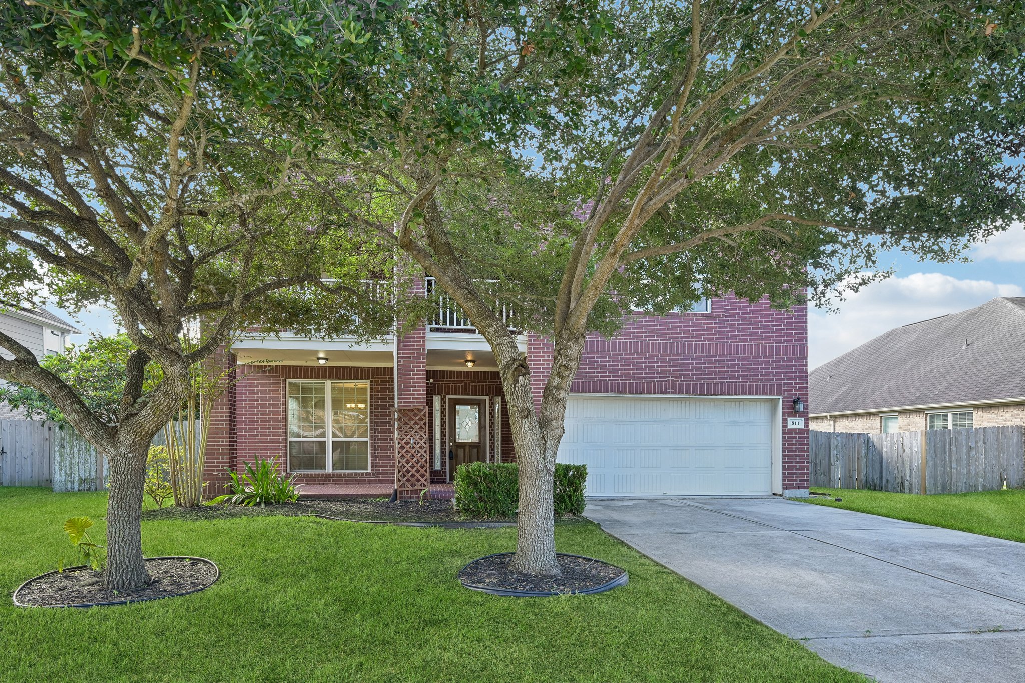 Arlington Pointe Dr-S1308-062.jpg