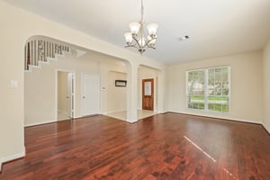 Arlington Pointe Dr-S1308-007.jpg