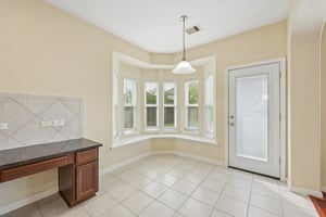 Arlington Pointe Dr-S1308-013.jpg
