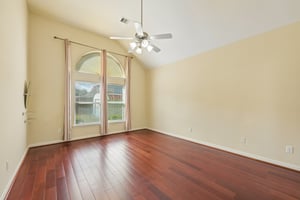 Arlington Pointe Dr-S1308-026.jpg