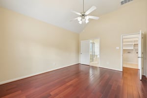 Arlington Pointe Dr-S1308-027.jpg