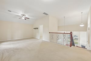 Arlington Pointe Dr-S1308-037.jpg