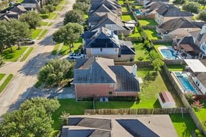 Arlington Pointe Dr-S1308-053.jpg