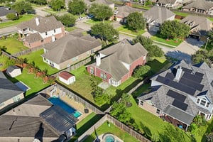 Arlington Pointe Dr-S1308-056.jpg