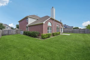 Arlington Pointe Dr-S1308-064.jpg