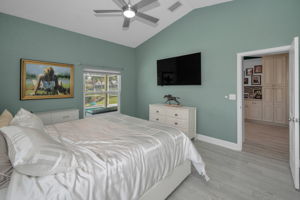 Master Bedroom1b