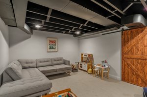  Photo 37