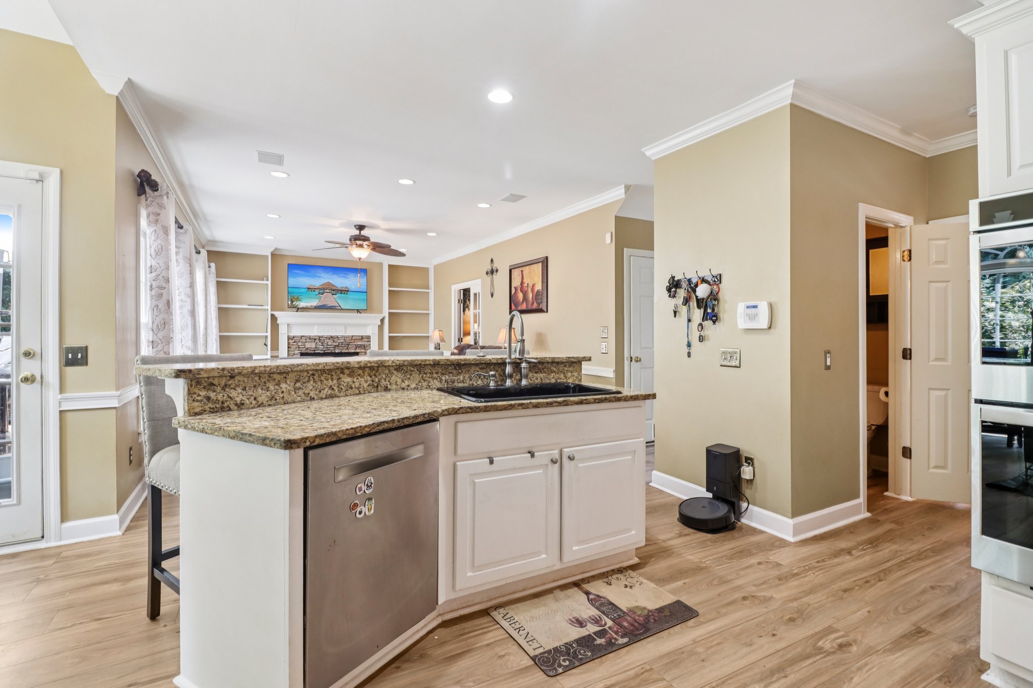 Millvale Pl-S0108-023.jpg