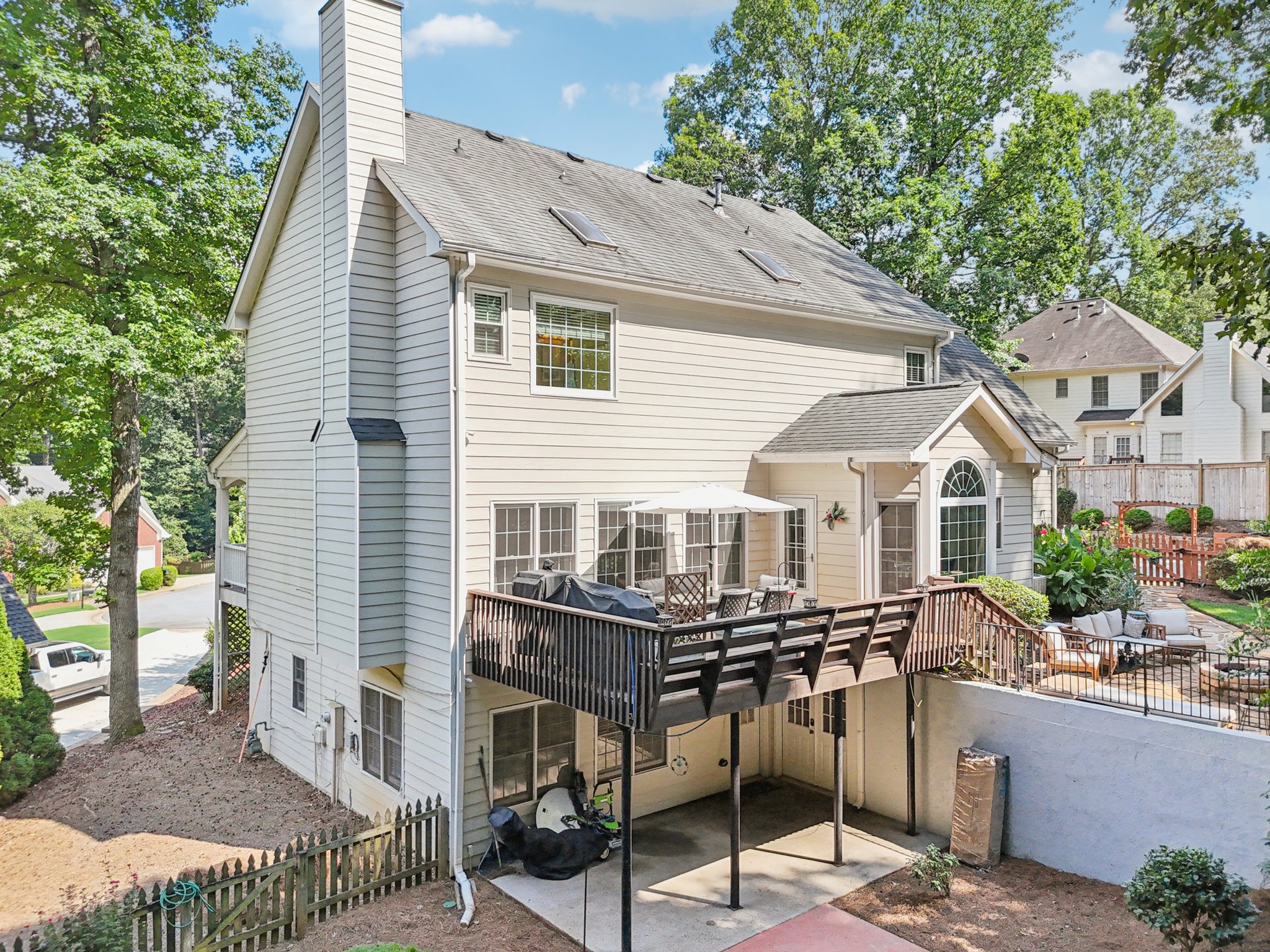 Millvale Pl-S0108-079.jpg