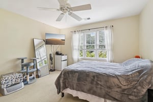 Millvale Pl-S0108-037.jpg