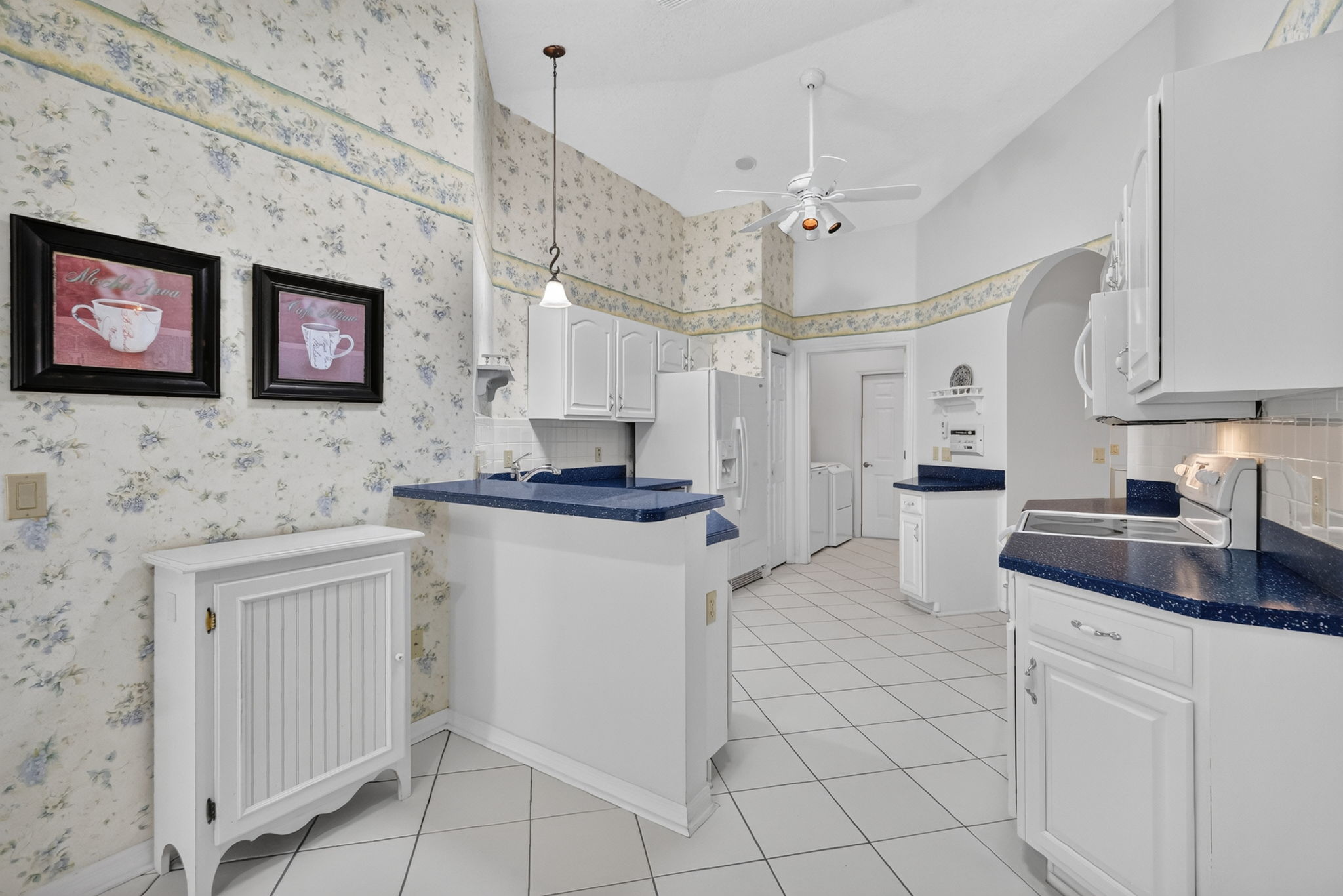 Kitchen and Dinette