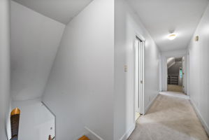  Photo 34