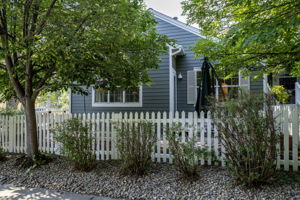  Photo 36