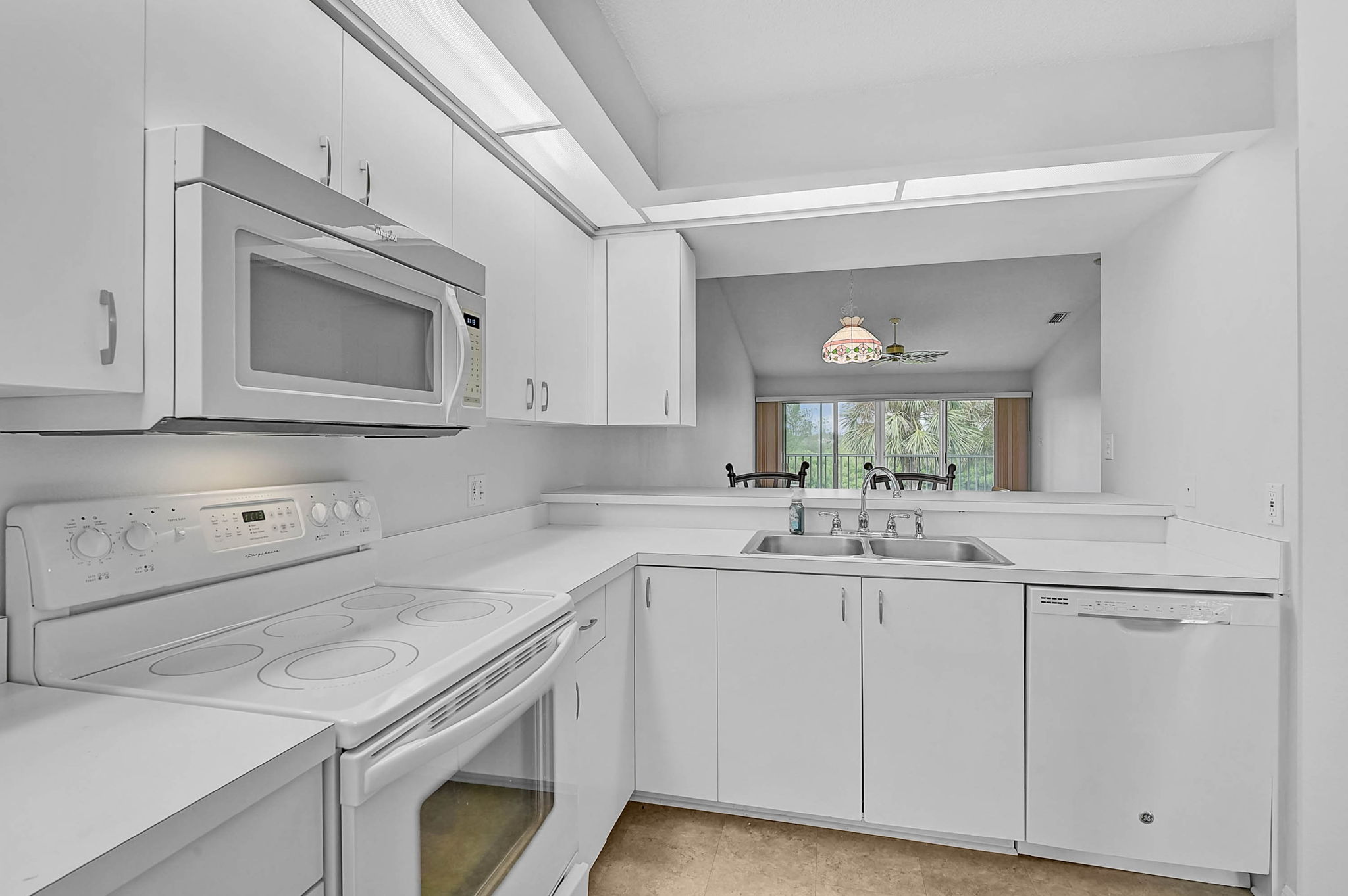 811 Waterside Dr - Unit #205-8