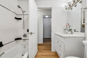 145th Ct NE-S2609-024.jpg