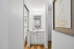 145th Ct NE-S2609-026.jpg