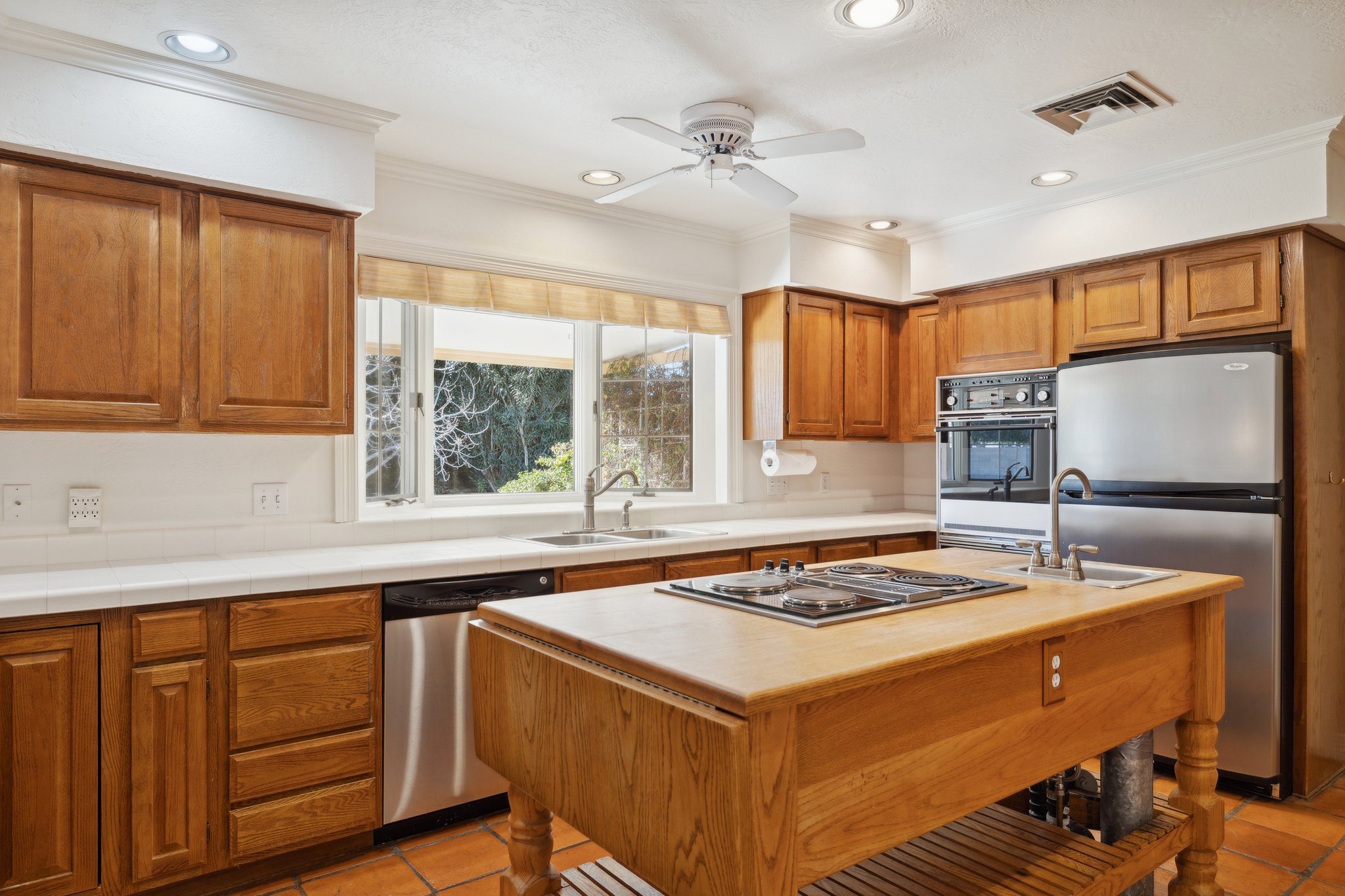 8111 E Monterey Way - 009.jpg