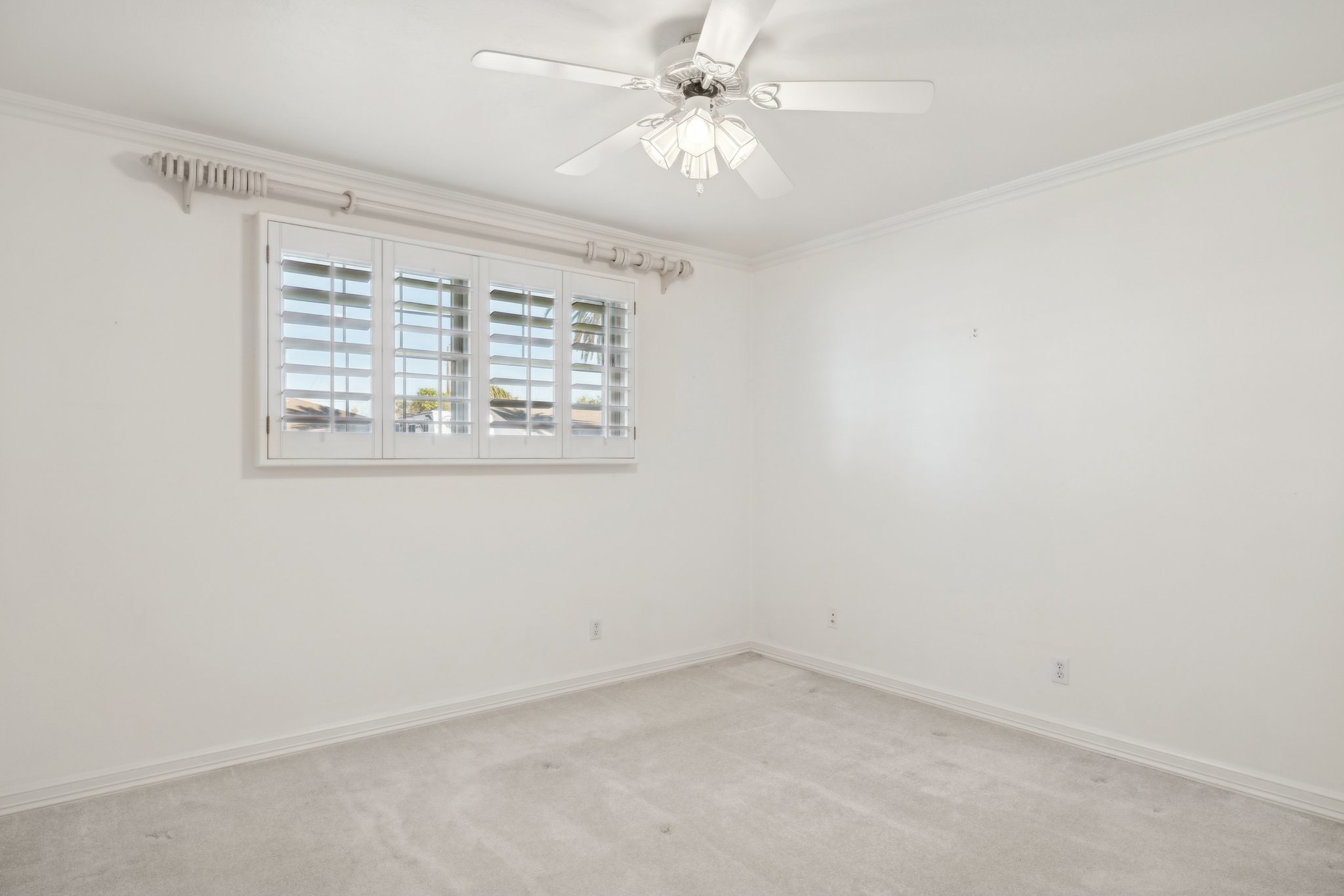 8111 E Monterey Way - 017.jpg