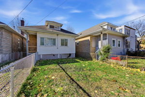 8111 S Manistee Ave - Karen Biazar_CHP2025_004