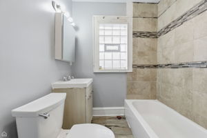 8111 S Manistee Ave - Karen Biazar_CHP2025_011