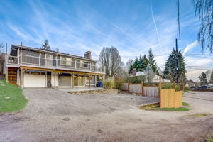 35th Ave SW-042