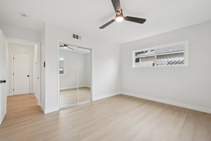 Etiwanda Ave-1006-024.jpg
