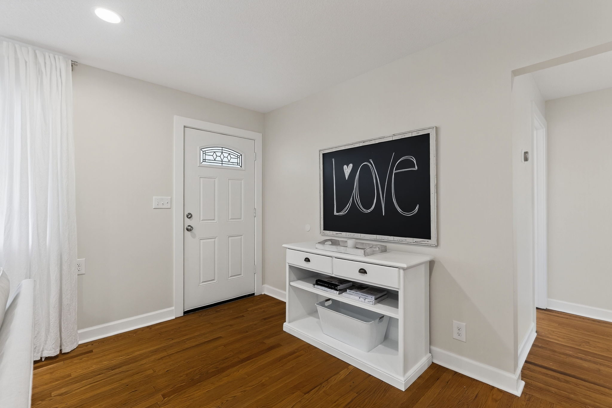 8116 NW Hampton Rd-015