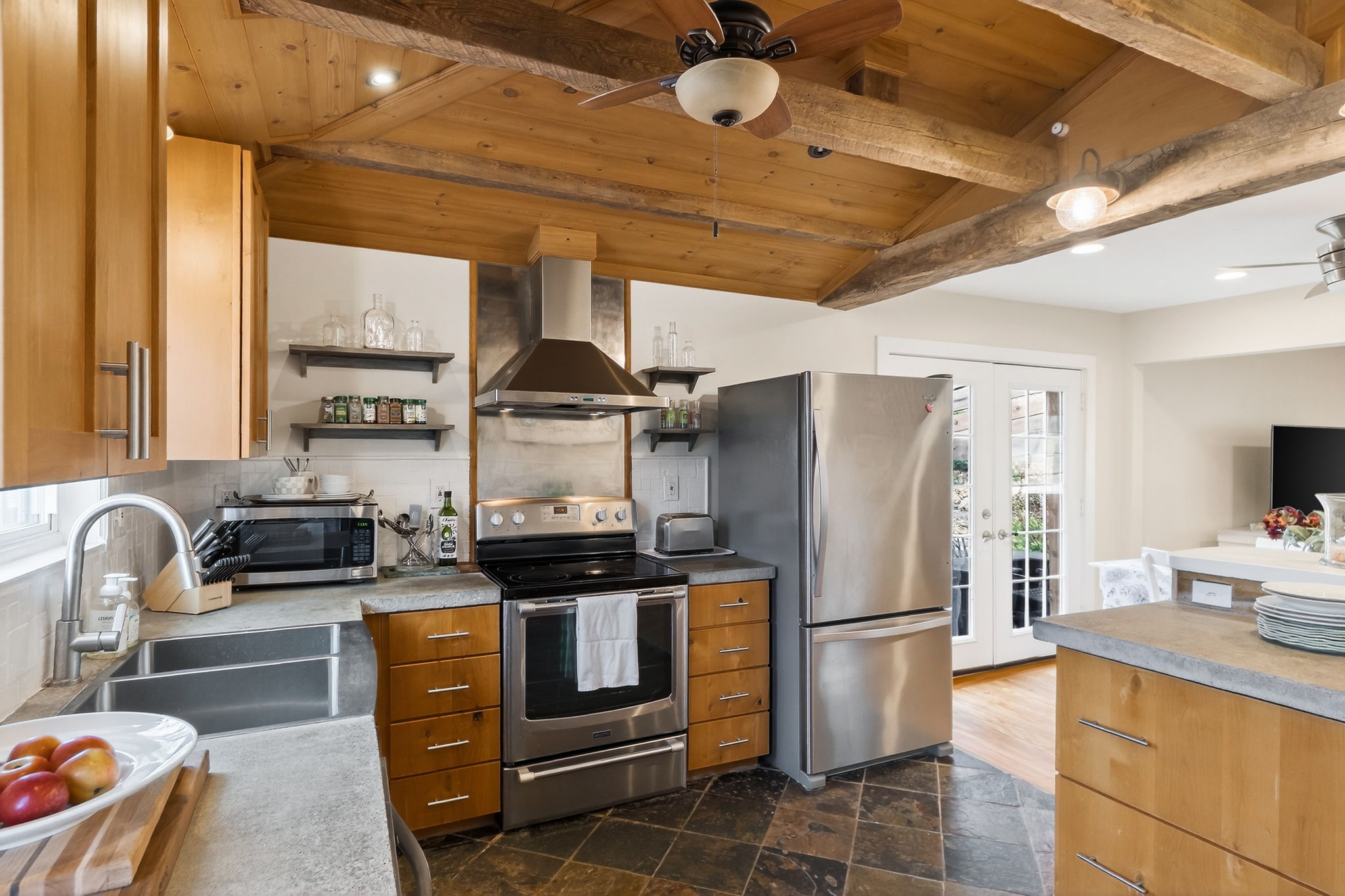 8116 NW Hampton Rd-024