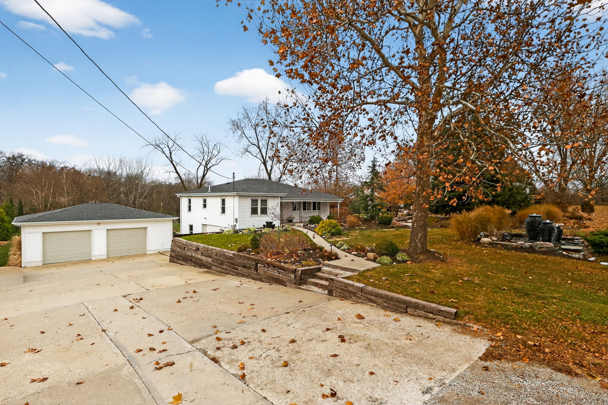 8116 NW Hampton Rd-004