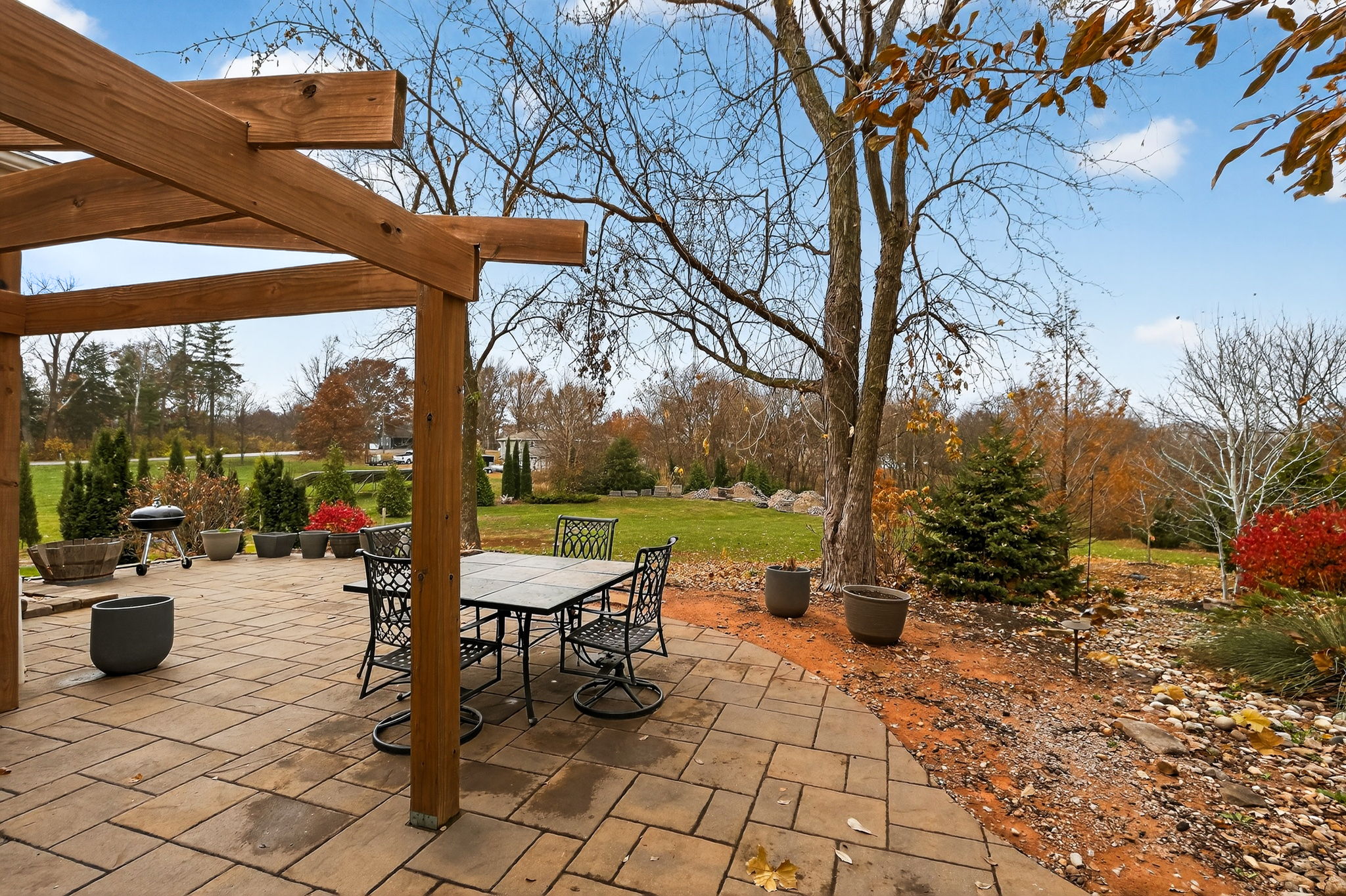 8116 NW Hampton Rd-009