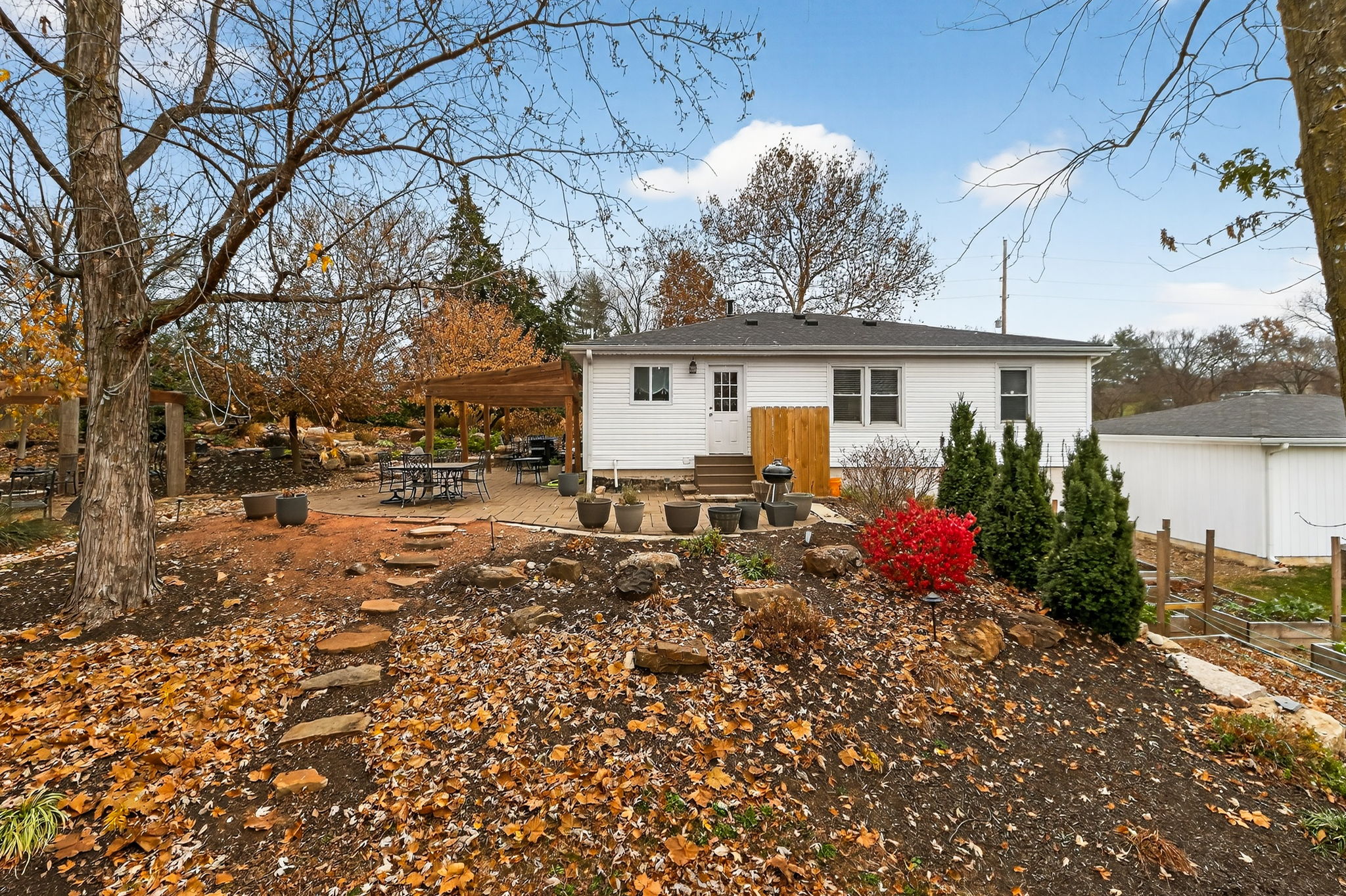 8116 NW Hampton Rd-011