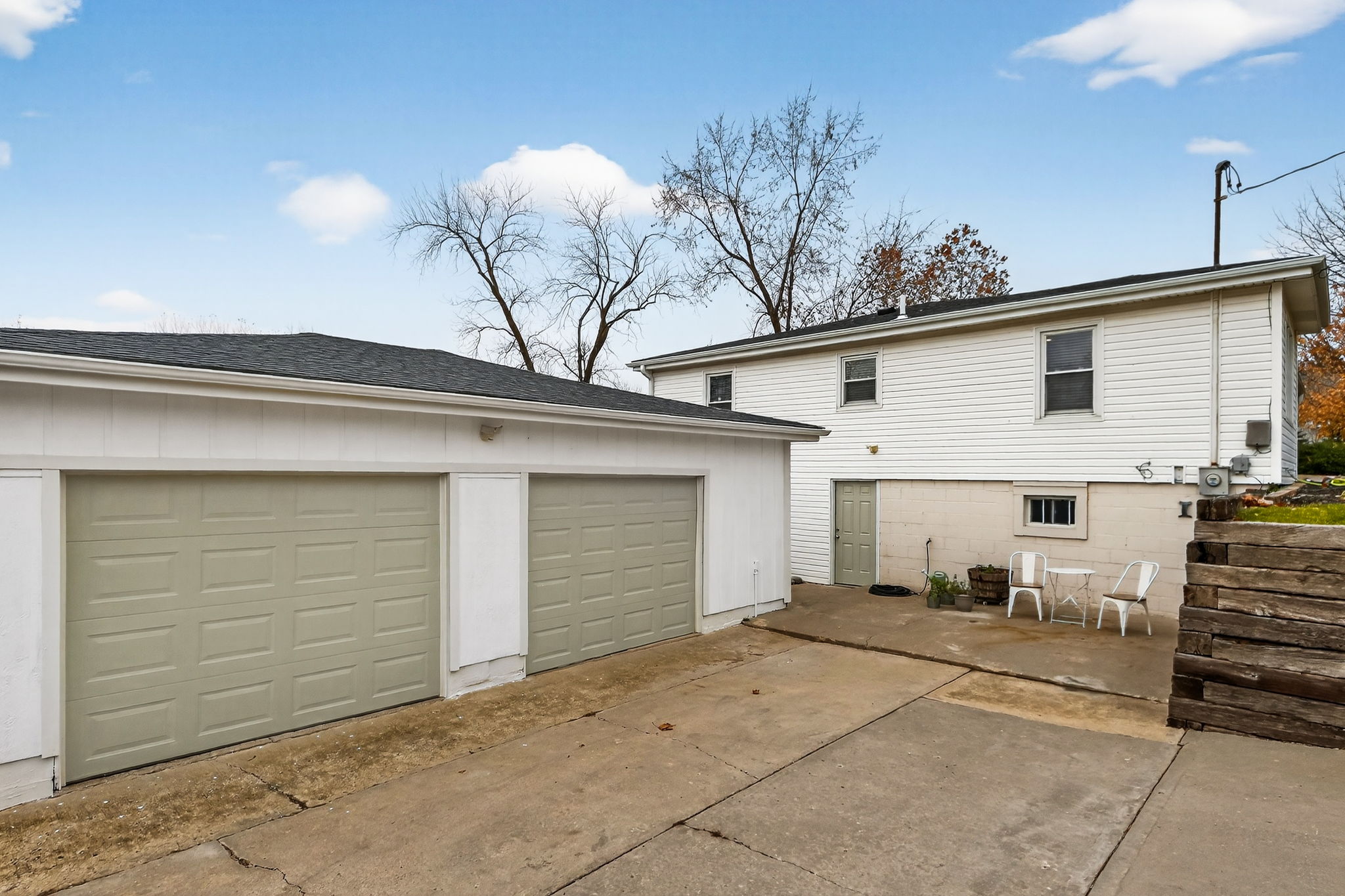 8116 NW Hampton Rd-013