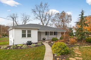 8116 NW Hampton Rd-002