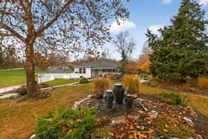 8116 NW Hampton Rd-005